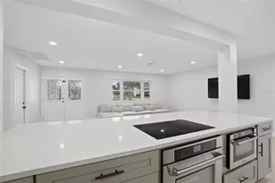 11491 60th Ln N, Pinellas Park, FL 33782 - Photo 4