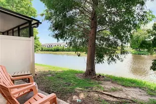 4907 White Sanderling Ct, Tampa, FL 33619 - Photo 8