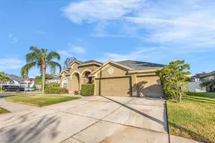 11709 Stonewood Gate Dr, Riverview, FL 33579 - Photo 4