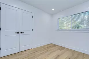 909 Lake Charles Cir, Lutz, FL 33548 - Photo 22