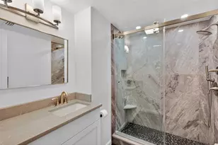 12100 Capri Cir S, Treasure Island, FL 33706 - Photo 16