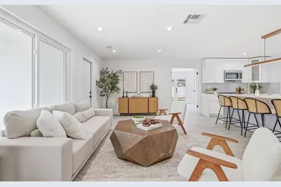 6050 Garmouth Way N, Saint Petersburg, FL 33709 - Photo 4