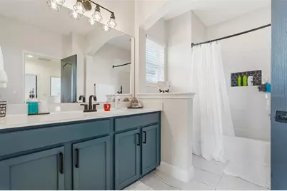 8113 Champions Forest Way, Tampa, FL 33635 - Photo 24