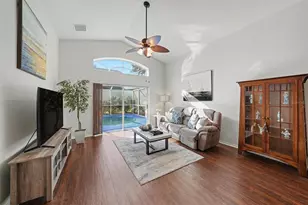 5520 Terrain De Golf Dr, Lutz, FL 33558 - Photo 12