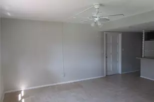 463 76th Ave N, Saint Petersburg, FL 33702 - Photo 6