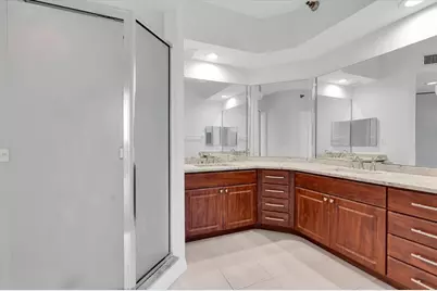6251 Shoreline Drive #2105, Saint Petersburg, FL 33708 - Photo 18