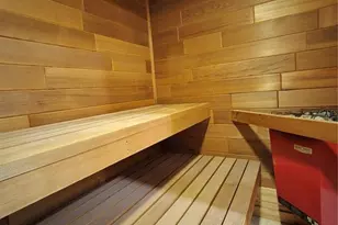 5467 Bayou Grande Blvd NE, Saint Petersburg, FL 33703 - Photo 14