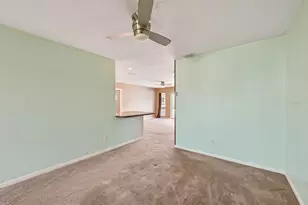 332 Club Mnr Dr, Sun City Center, FL 33573 - Photo 8