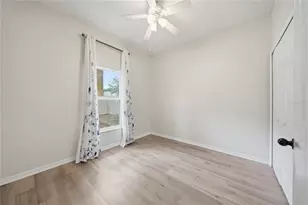 26016 Singing Lark Ct, Leesburg, FL 34748 - Photo 14