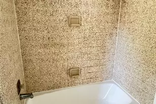 10548 86th Ave N, Seminole, FL 33772 - Photo 12