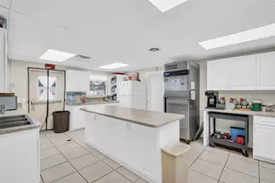 2033 Maui Dr, Holiday, FL 34691 - Photo 26