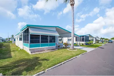 2033 Maui Drive, Holiday, FL 34691 - Photo 20