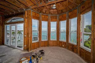391 1st St W, Saint Petersburg, FL 33715 - Photo 26