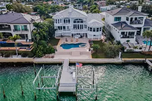 391 1st St W, Saint Petersburg, FL 33715 - Photo 34