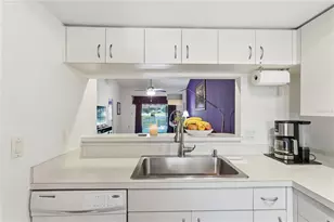 3203 Landmark Dr, Clearwater, FL 33761 - Photo 6