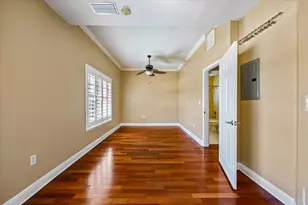 136 175th Ave E, Redington Shores, FL 33708 - Photo 20