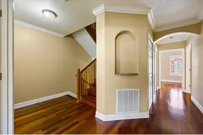 136 175th Avenue E, Redington Shores, FL 33708 - Photo 30