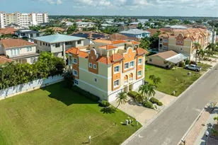 136 175th Ave E, Redington Shores, FL 33708 - Photo 1