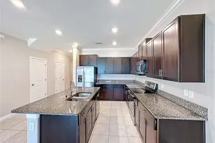 8069 Rolling Shell Trail, Wesley Chapel, FL 33545 - Photo 6