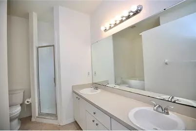 24421 Breezy Oak Court, Lutz, FL 33559 - Photo 10