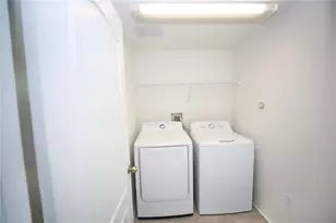 24421 Breezy Oak Ct, Lutz, FL 33559 - Photo 18