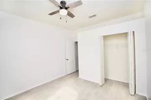 24421 Breezy Oak Ct, Lutz, FL 33559 - Photo 14