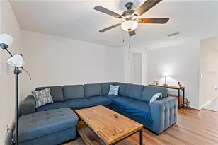 7721 Sail Clover Ln, Zephyrhills, FL 33540 - Photo 18