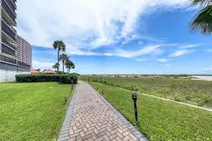 1290 Gulf Blvd, Clearwater Beach, FL 33767 - Photo 30