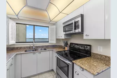 1290 Gulf Boulevard #903, Clearwater Beach, FL 33767 - Photo 14