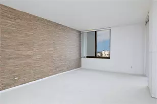 9525 Blind Pass Rd, Saint Pete Beach, FL 33706 - Photo 12