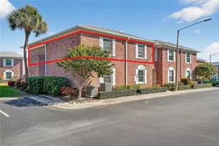 3910 37th St S, Saint Petersburg, FL 33711 - Photo 2