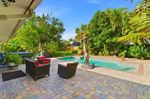 5026 Barrowe Dr, Tampa, FL 33624 - Photo 14