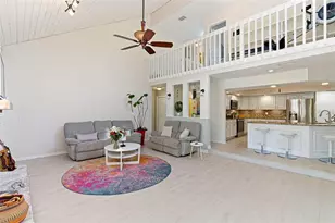 5026 Barrowe Dr, Tampa, FL 33624 - Photo 6