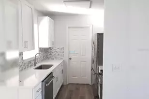 4486 Yorkshire Ave, Spring Hill, FL 34609 - Photo 6