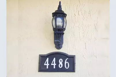 4486 Yorkshire Avenue, Spring Hill, FL 34609 - Photo 2