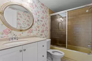 7050 Sunset Dr S, South Pasadena, FL 33707 - Photo 28