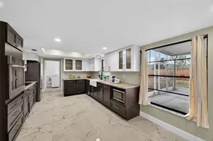 520 Wynnwood Dr, Brandon, FL 33511 - Photo 4