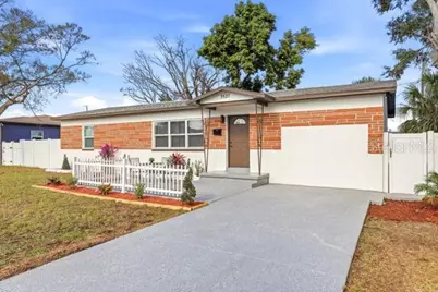3527 28th Avenue S, Saint Petersburg, FL 33711 - Photo 2