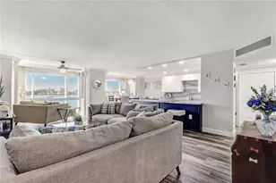 644 Island Way, Clearwater Beach, FL 33767 - Photo 8