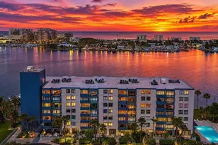 644 Island Way, Clearwater Beach, FL 33767 - Photo 1