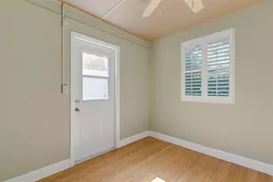 1601 W Dorchester Dr, Palm Harbor, FL 34684 - Photo 14