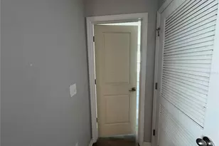 3217 Pleasant Willow Ct, Brandon, FL 33511 - Photo 6