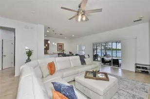 823 Seminole Sky Dr, Ruskin, FL 33570 - Photo 12