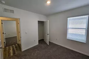 32520 Weathered Oak Dr, Wesley Chapel, FL 33543 - Photo 8