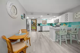 203 Tarpon Point, Tarpon Springs, FL 34689 - Photo 20