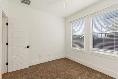 214 E Floribraska Avenue, Tampa, FL 33603 - Photo 28