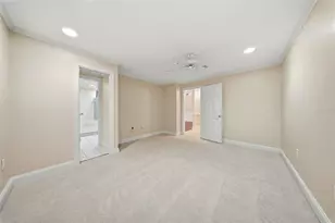 1 Beach Dr SE, Saint Petersburg, FL 33701 - Photo 22