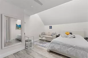 1390 Gulf Blvd, Clearwater Beach, FL 33767 - Photo 50