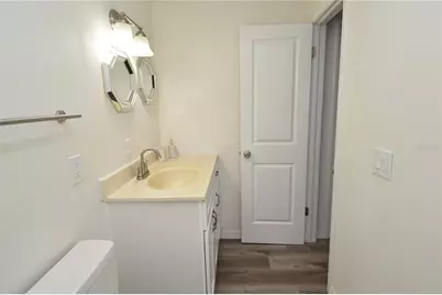10934 N Boulevard, Tampa, FL 33612 - Photo 30