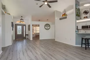 9742 Oakwood Hills Ct, New Port Richey, FL 34655 - Photo 8